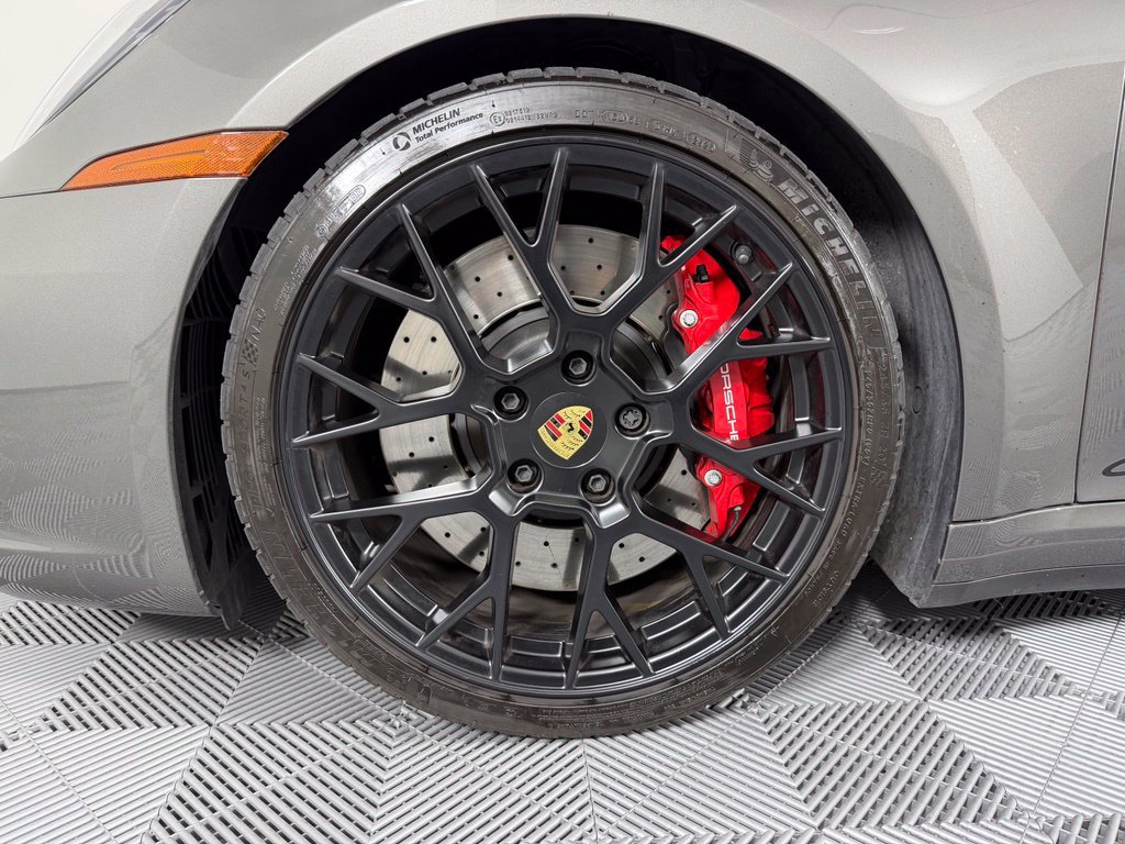Certified 2024 Porsche 911 Carrera GTS RWD image 15