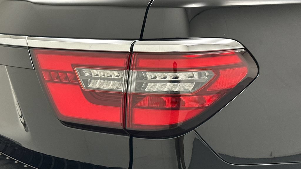Certified 2022 Nissan Armada SV AWD/4WD image 24