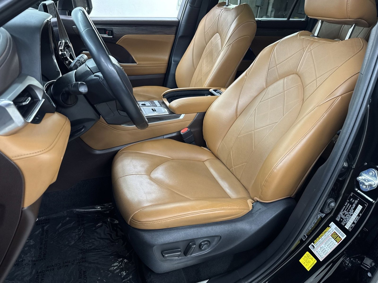 Used 2022 Toyota Highlander Platinum AWD/4WD image 14