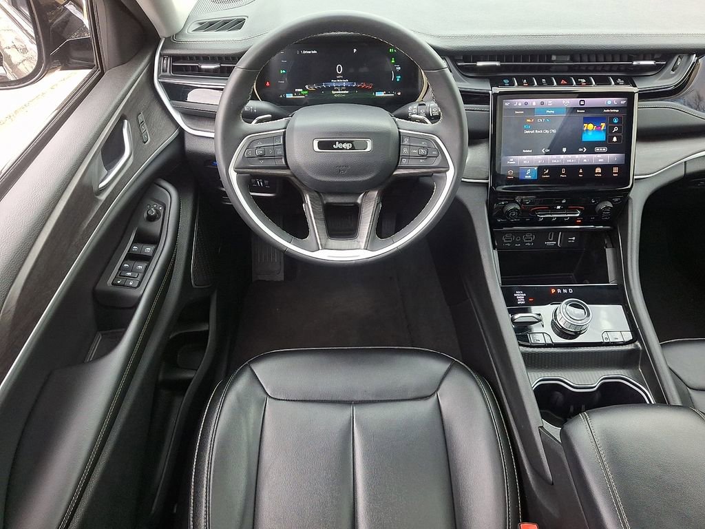 Used 2024 Jeep Grand Cherokee Limited 4xe image 11