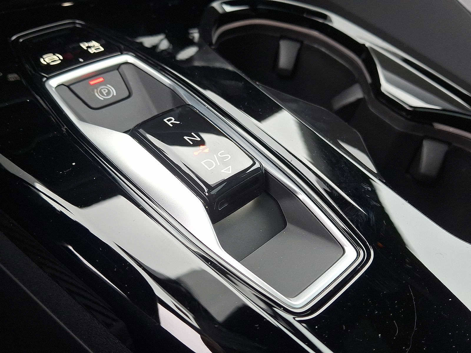 New 2025 Audi SQ5 Premium Plus image 15