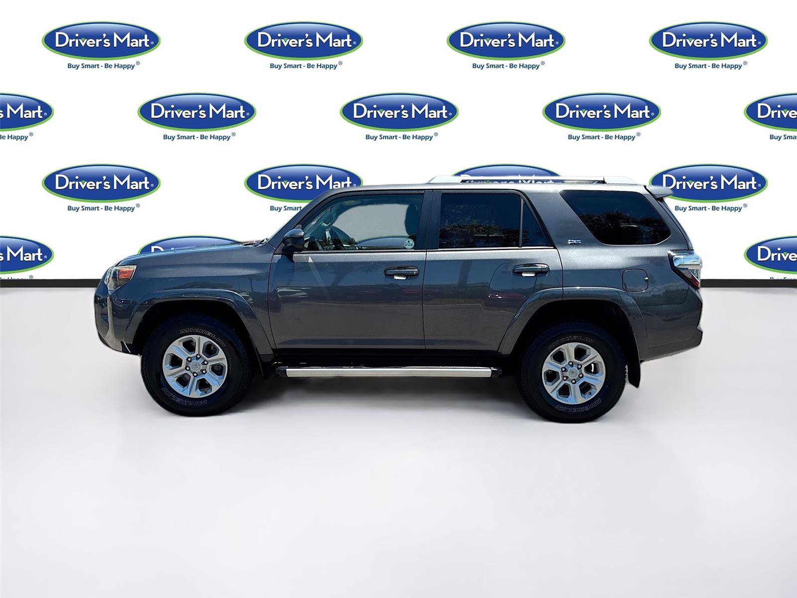 Used 2016 Toyota 4Runner SR5 AWD/4WD image 4