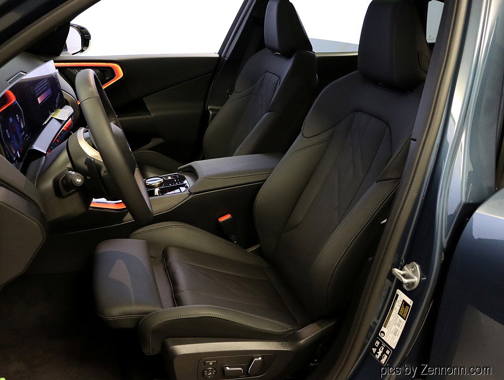 Used 2025 BMW X3 xDrive30i w/ Premium Package image 9