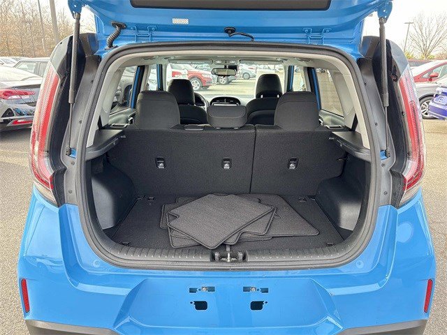 Used 2024 Kia Soul EX image 12