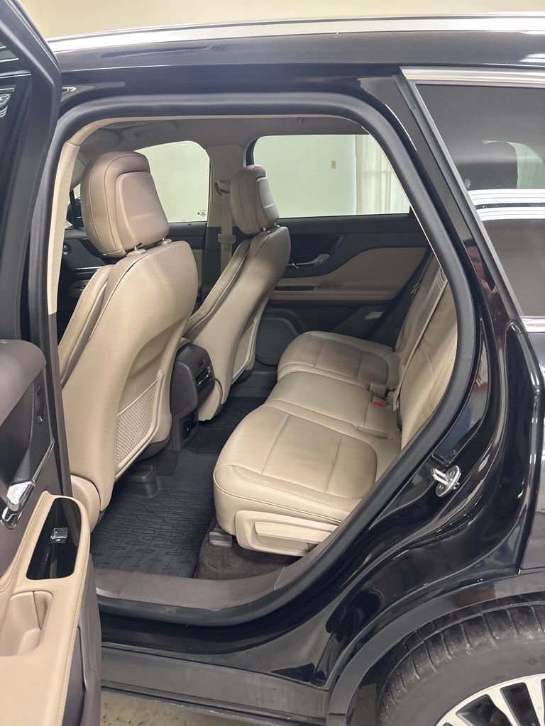 Used 2020 Lincoln Corsair Reserve w/ Equipment Group 201A image 23