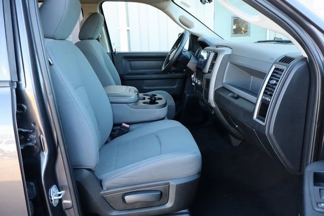 Used 2017 RAM 1500 Express image 41