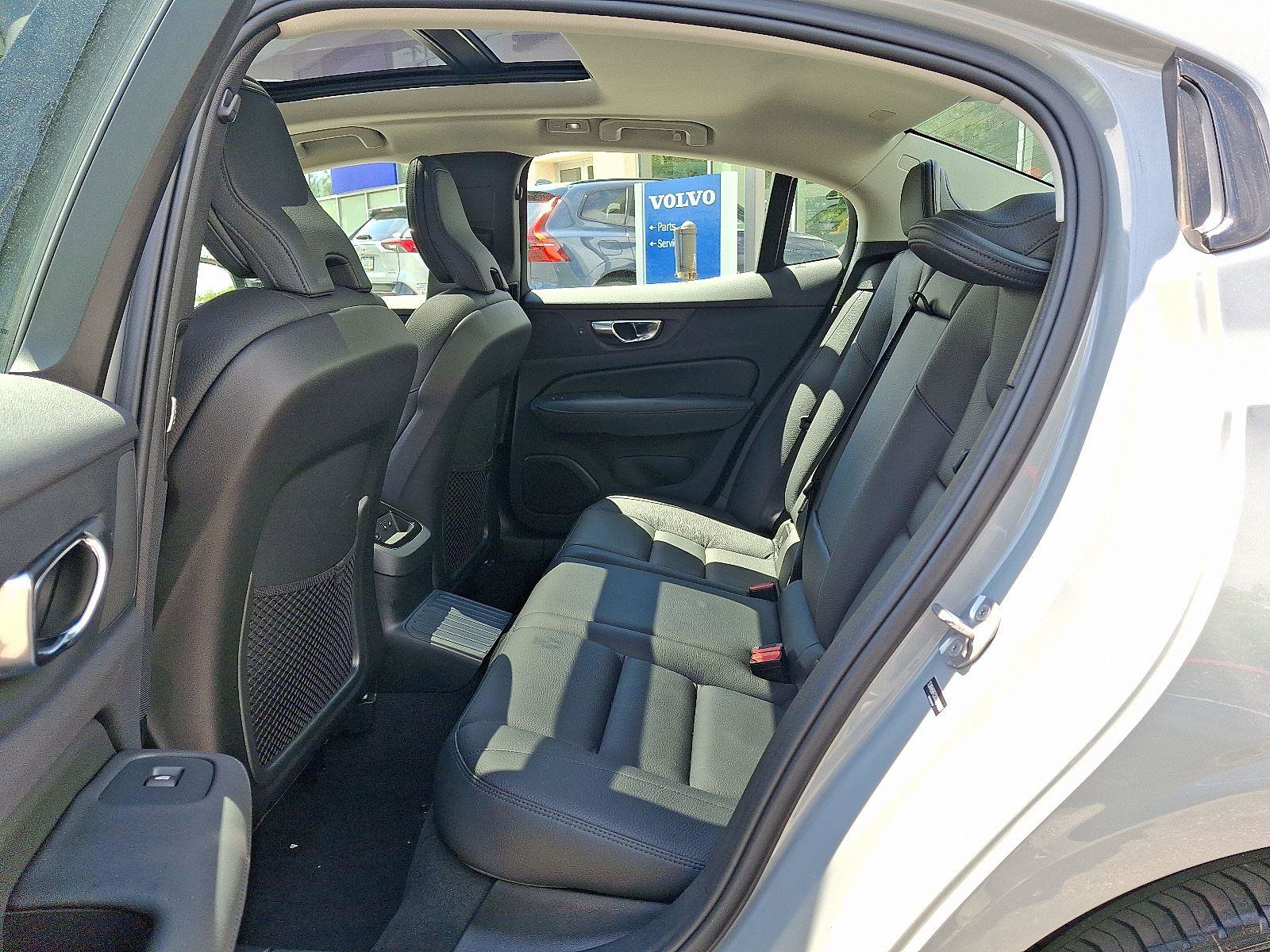 Certified 2025 Volvo S60 T8 Plus AWD/4WD image 10