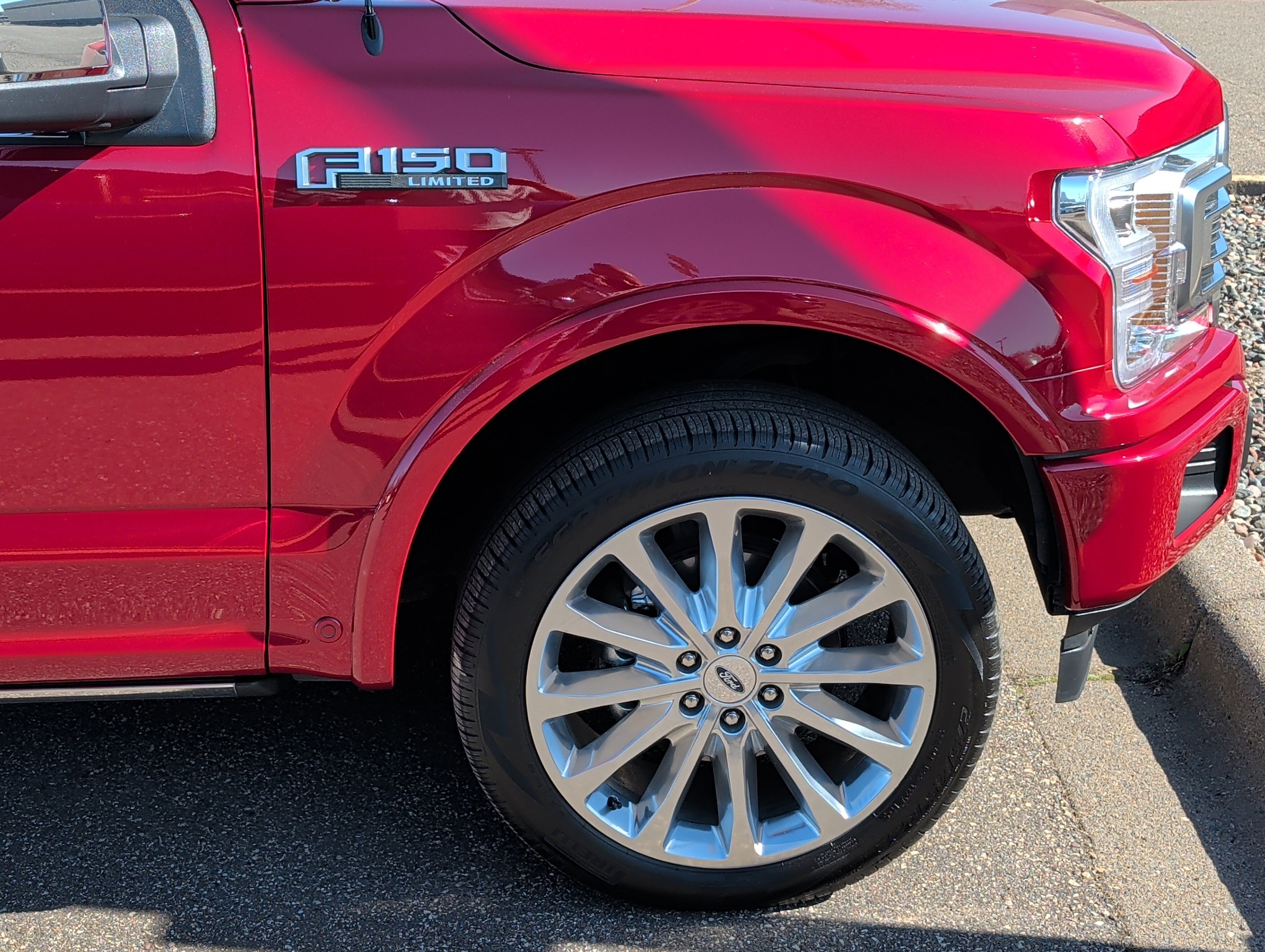 Used 2020 Ford F150 Limited AWD/4WD image 5