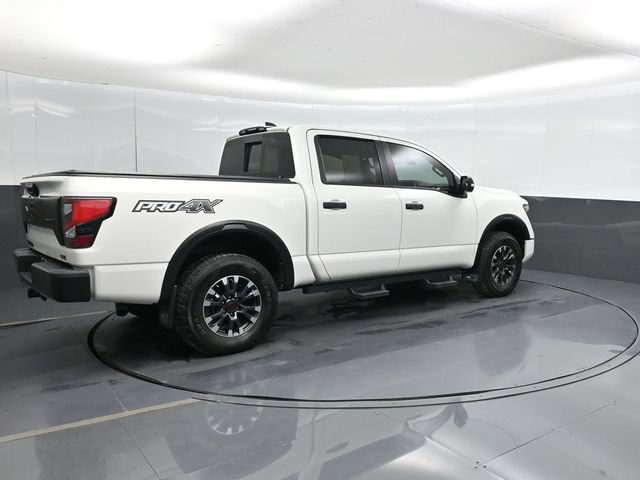 Used 2023 Nissan Titan PRO-4X w/ Pro-4x Convenience Package AWD/4WD image 3