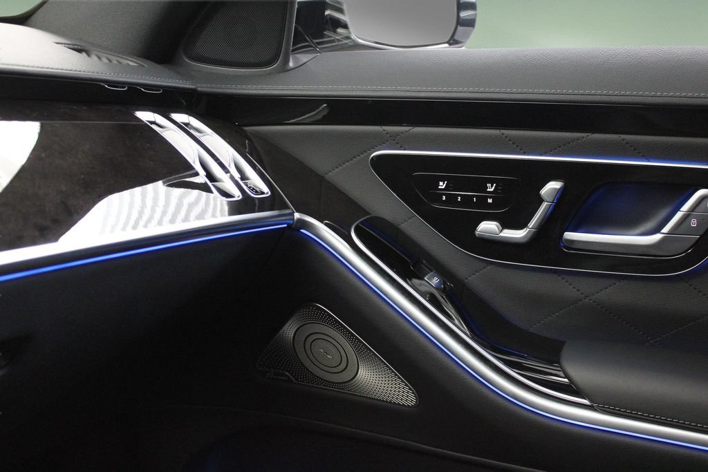 Used 2022 Mercedes-Benz S 580 4MATIC Sedan image 36