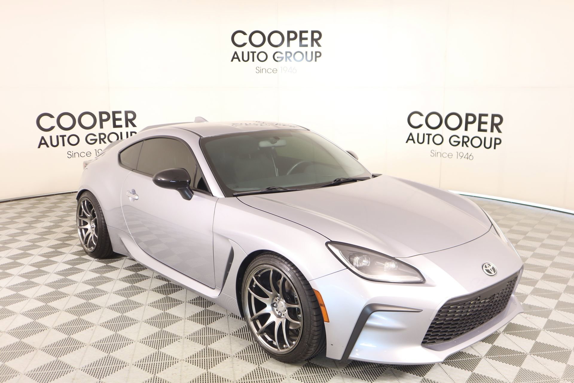 Used 2023 Toyota GR86 w/ ALL Weather Mat Package (TMS) video 1