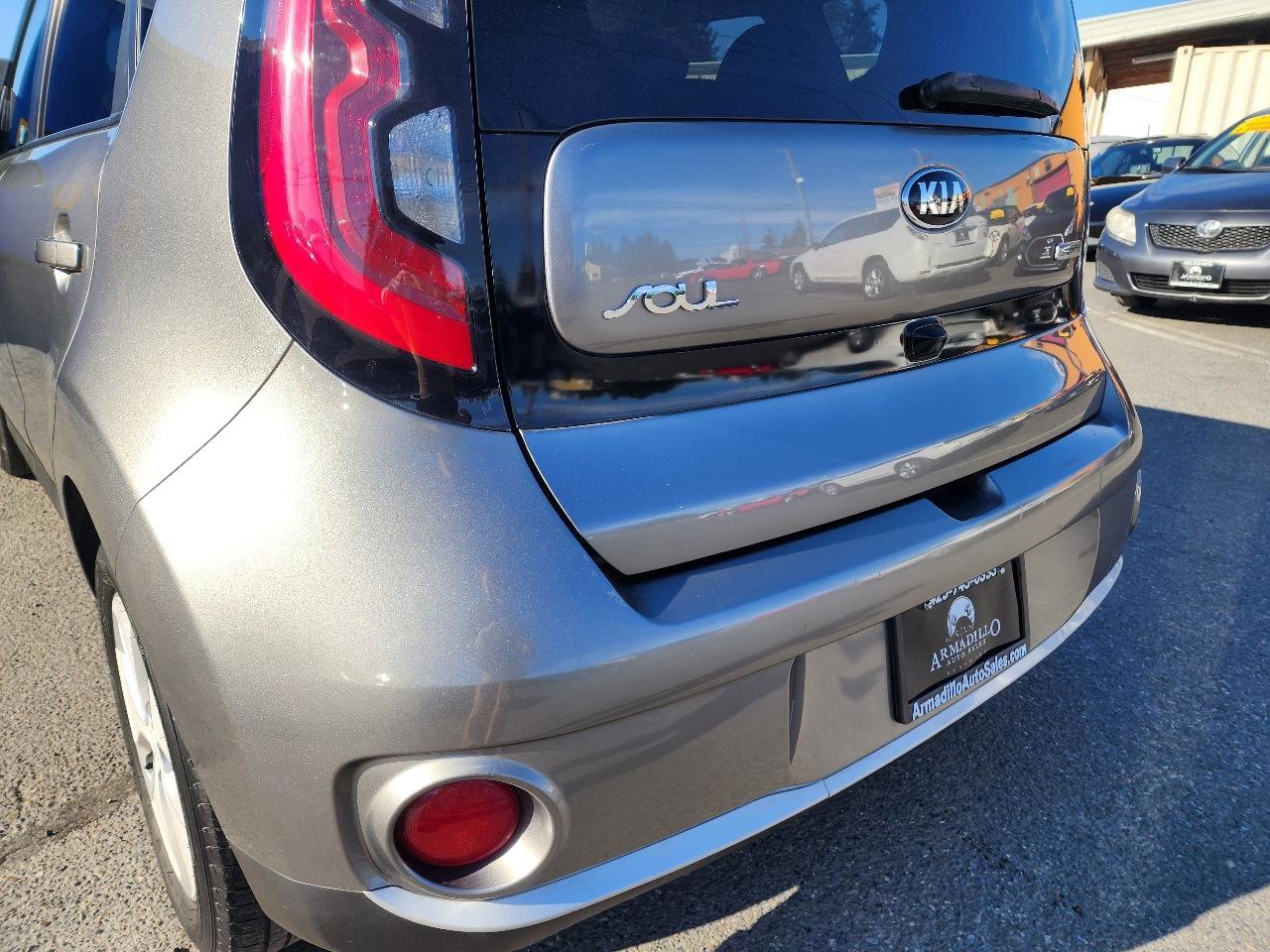 Used 2016 Kia Soul EV FWD image 35