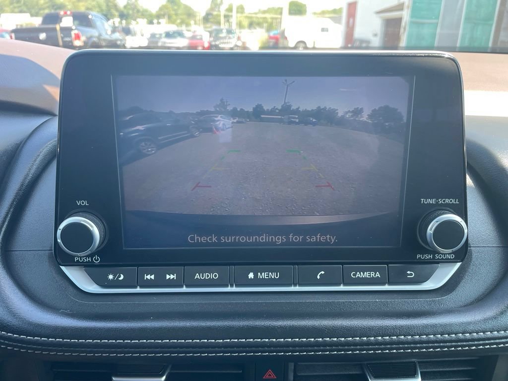 Used 2023 Nissan Rogue S AWD/4WD image 6