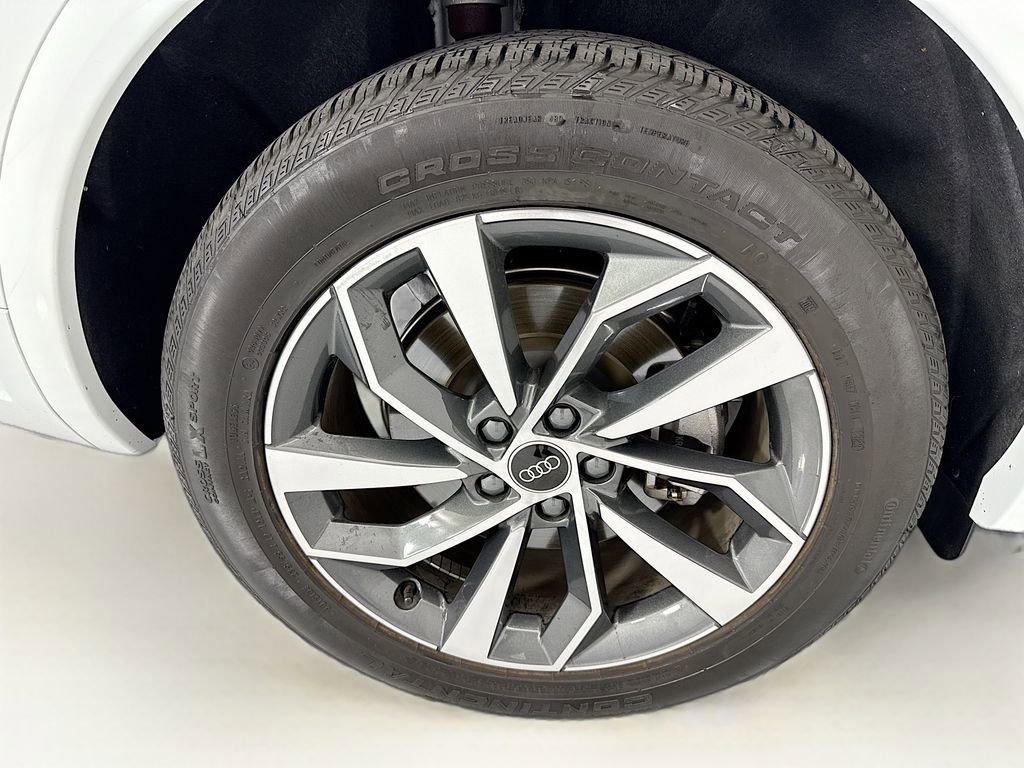 Certified 2023 Audi Q5 2.0T Premium w/ Convenience Package AWD/4WD image 31