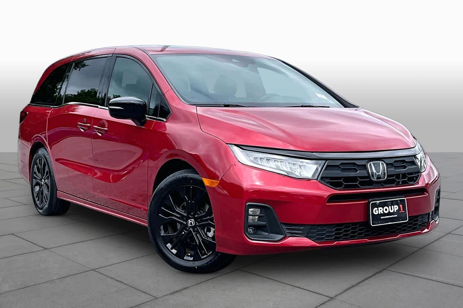 Used 2025 Honda Odyssey Sport-L image 3