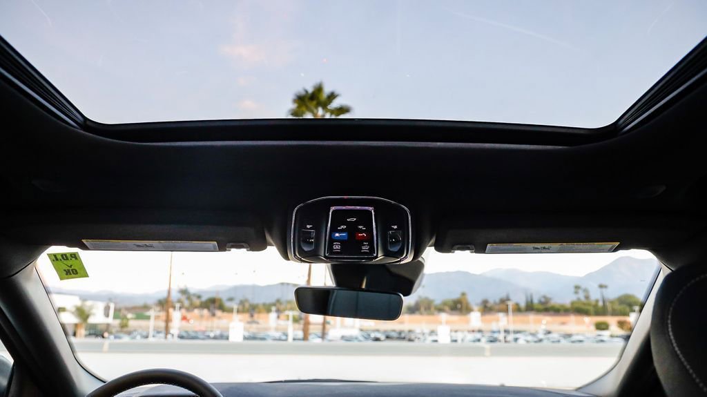 New 2025 Jeep Grand Cherokee L Laredo w/ Luxury Tech Group I image 17