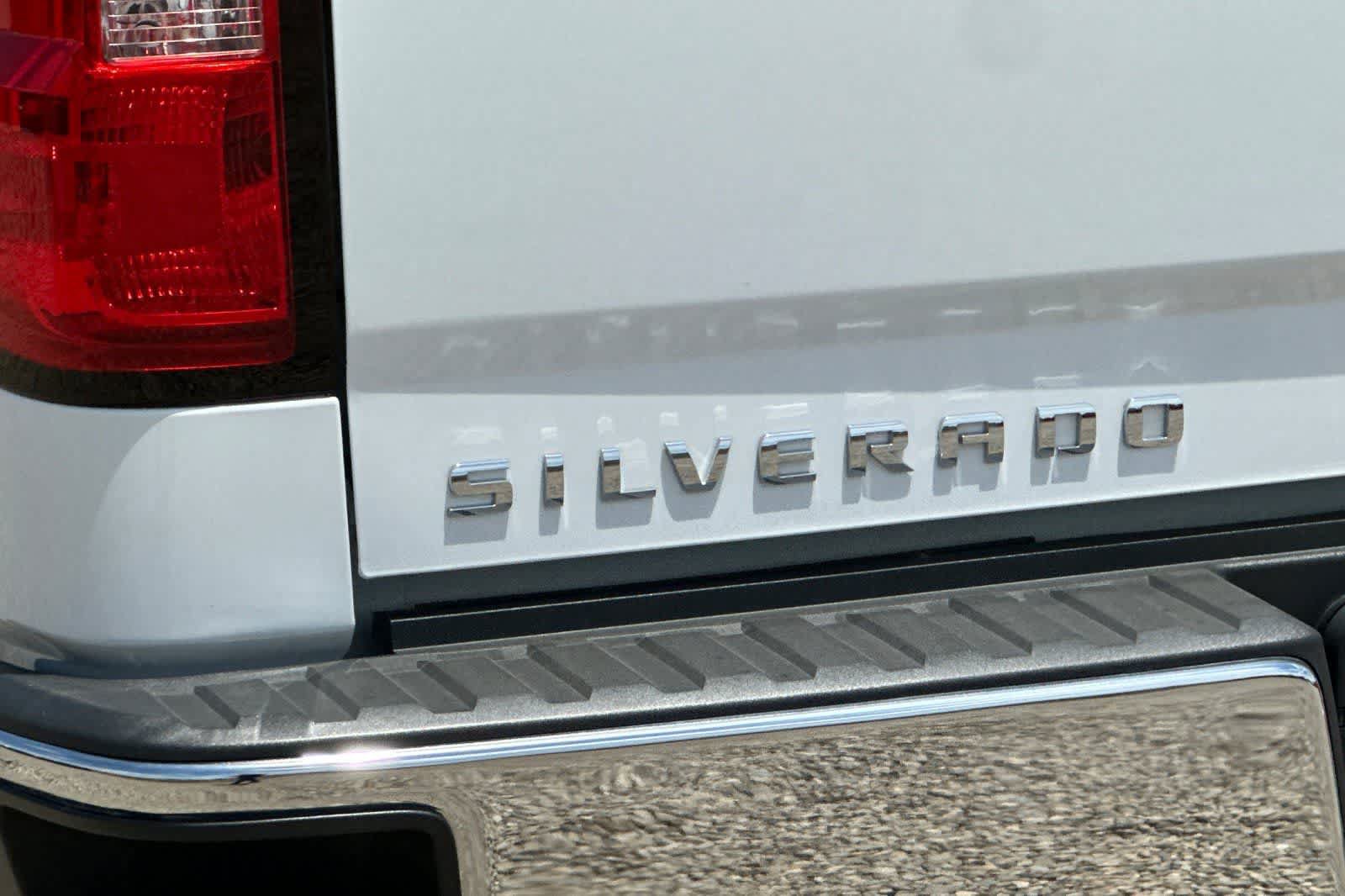 Used 2017 Chevrolet Silverado 1500 LT w/ All Star Edition RWD image 13