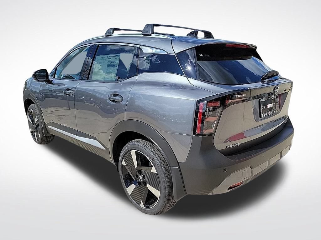 New 2026 Nissan Kicks SR w/ Cold Weather Package AWD/4WD image 3