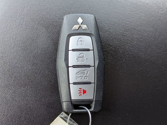 Used 2024 Mitsubishi Outlander SE FWD image 33