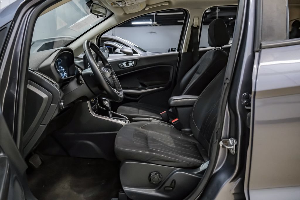Used 2019 Ford EcoSport SE FWD image 4