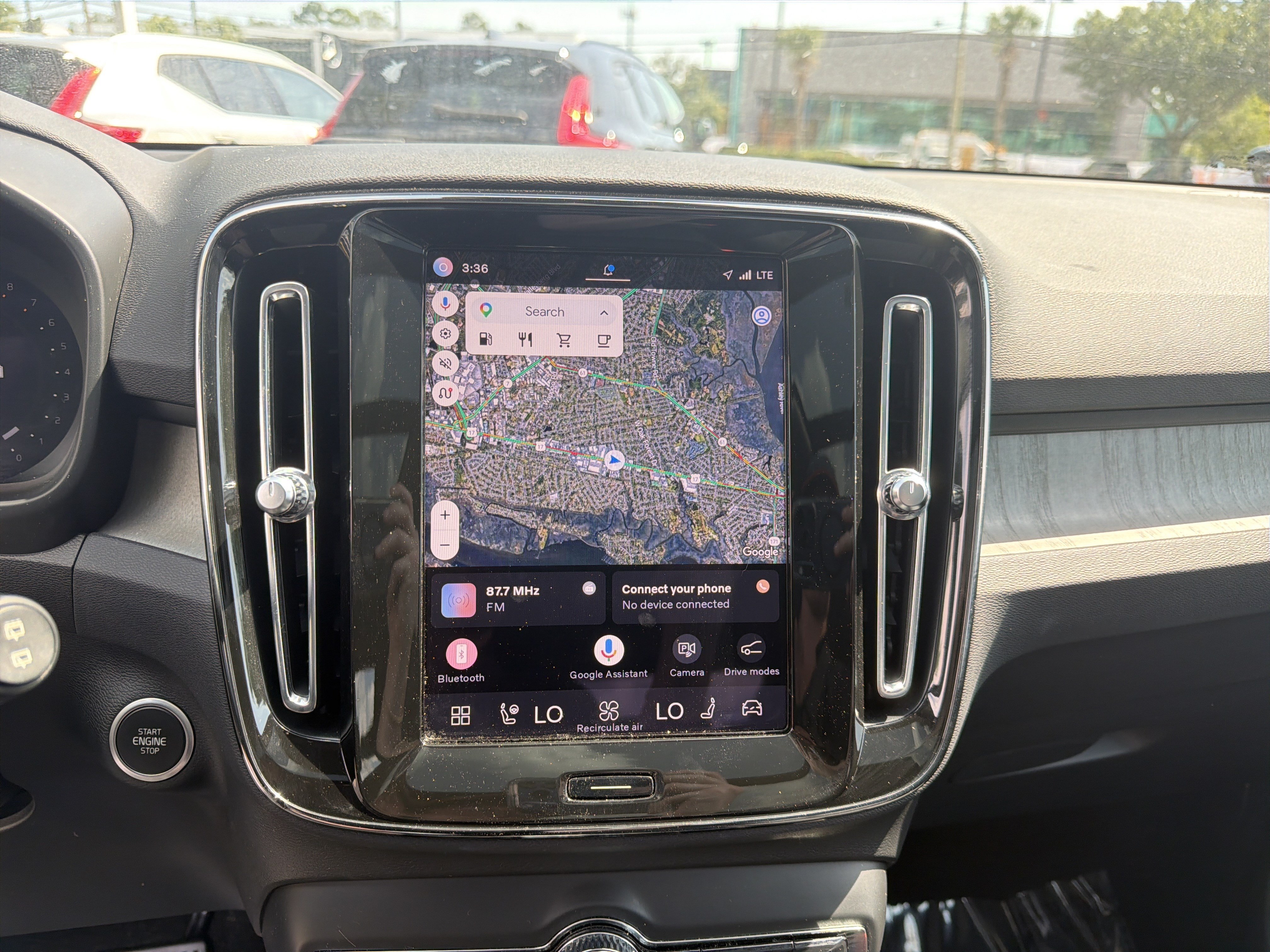 Certified 2023 Volvo XC40 B4 Plus w/ Driver Assist Package FWD image 26