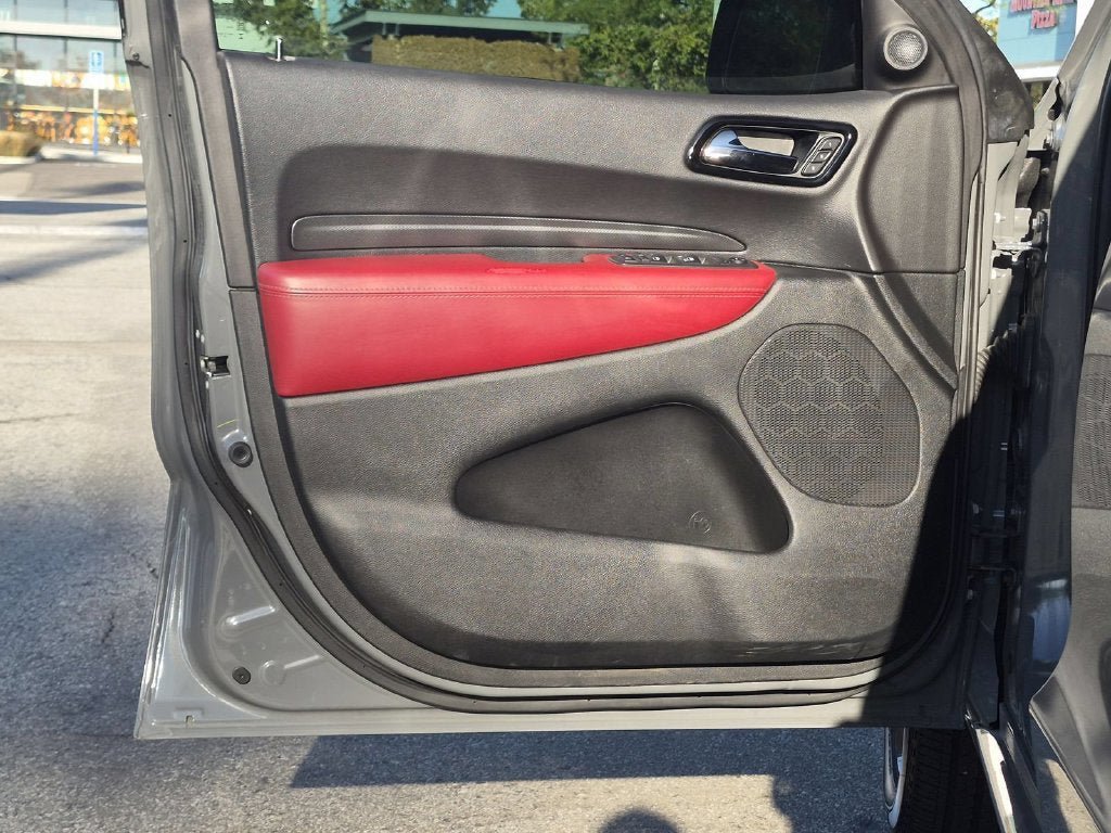 Used 2022 Dodge Durango R/T w/ Blacktop Package AWD/4WD image 27