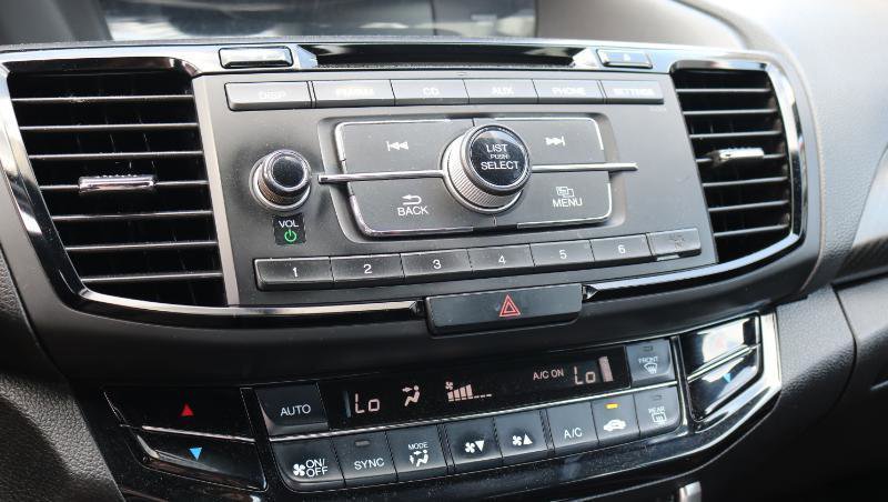 Used 2017 Honda Accord Sport Special Edition image 11