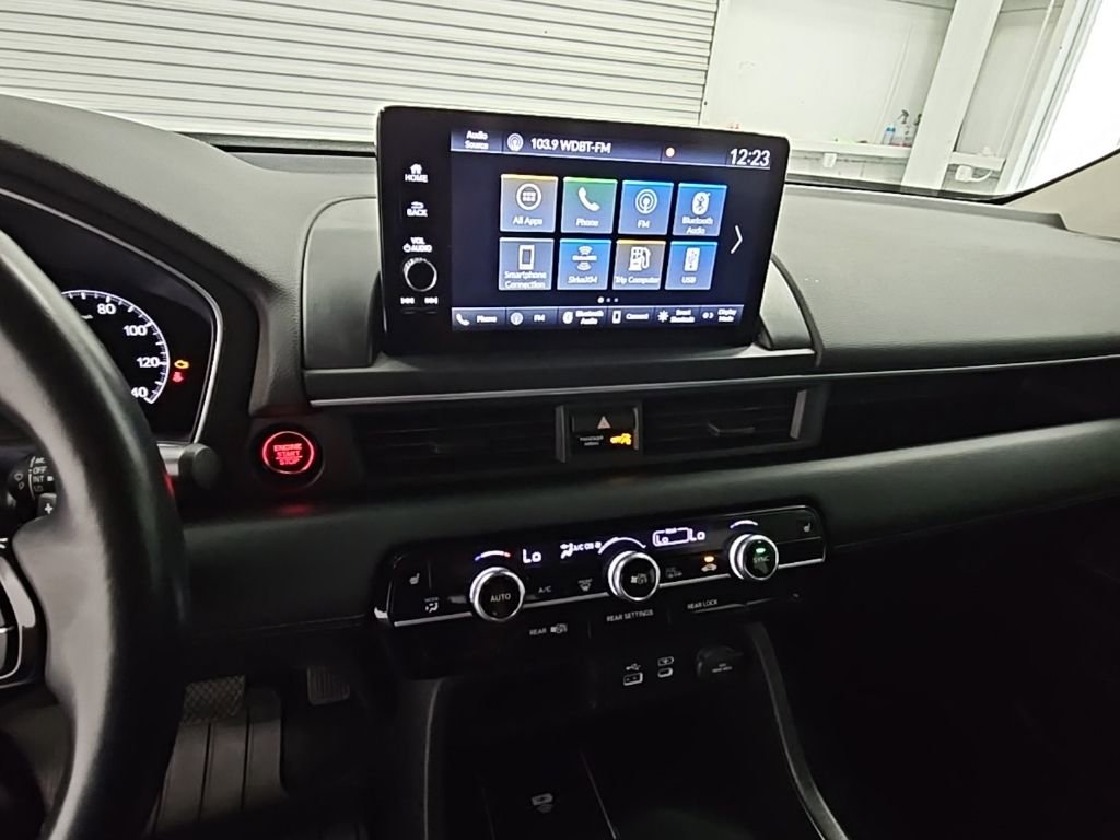 Used 2023 Honda Pilot EX-L image 13