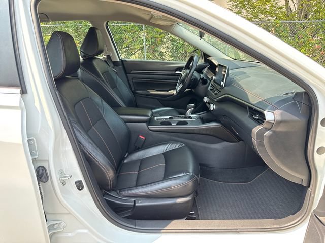 Used 2022 Nissan Altima 2.5 SR AWD/4WD image 9