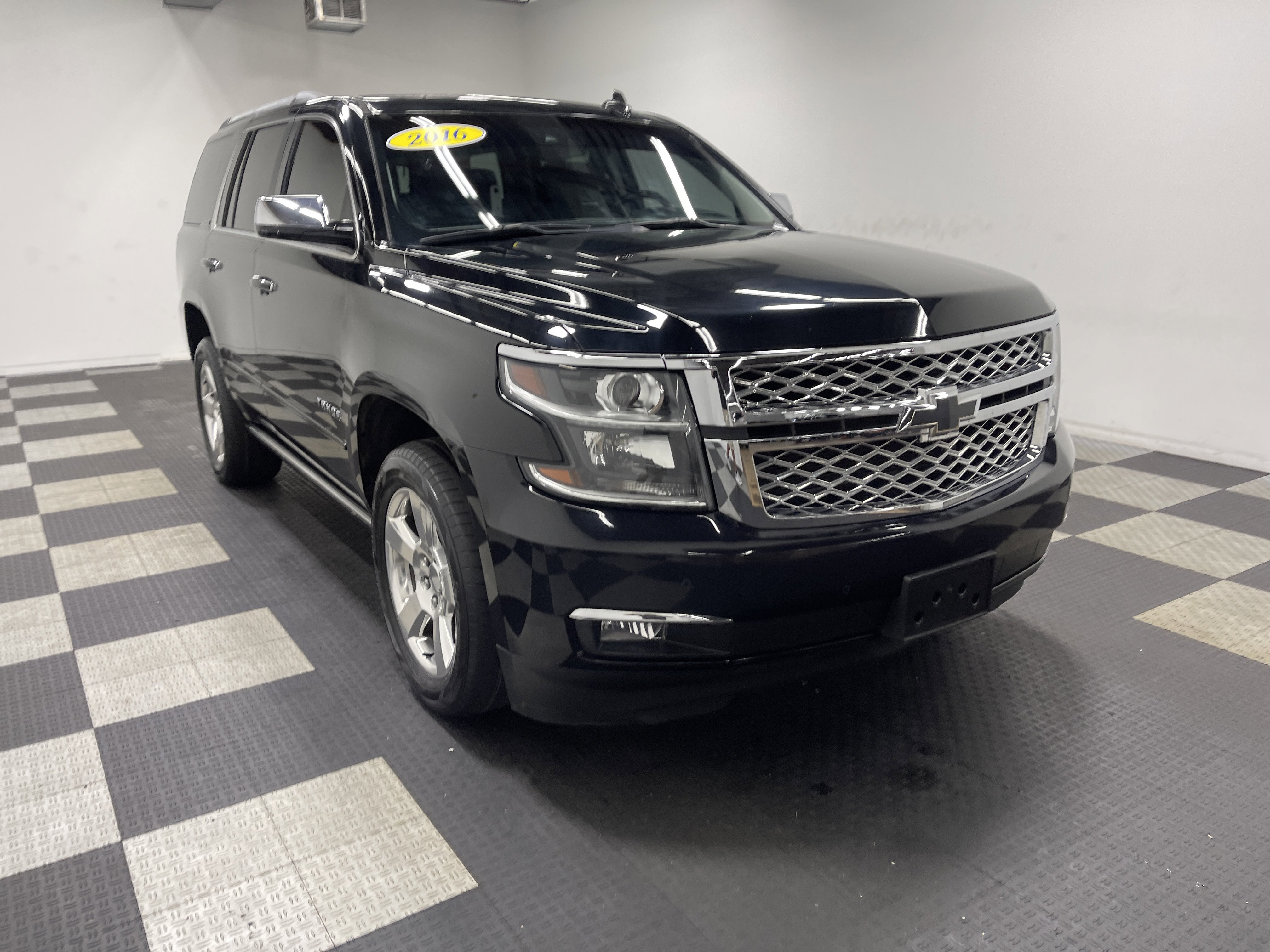Used 2016 Chevrolet Tahoe LTZ AWD/4WD image 6