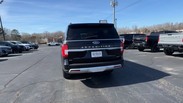 Used 2024 Ford Expedition Max XLT image 7