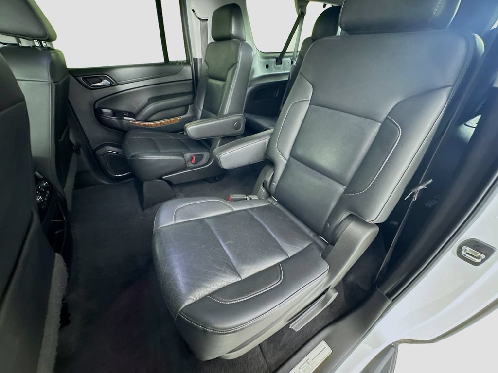 Used 2019 Chevrolet Suburban Premier AWD/4WD image 23