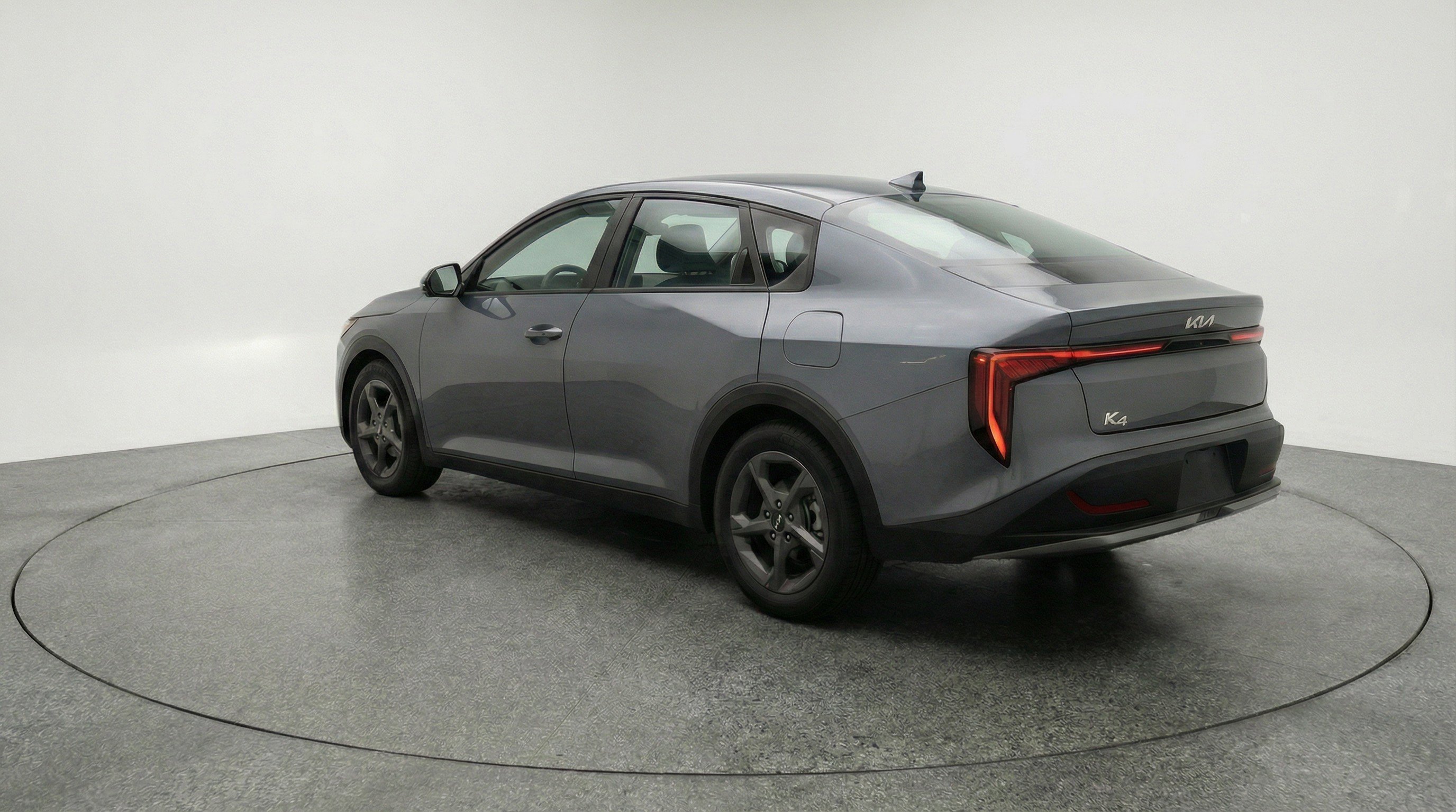 Used 2025 Kia K4 LXS image 6