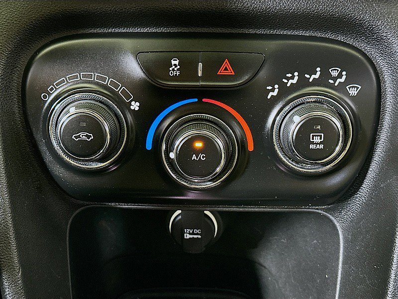 Used 2015 Dodge Dart SXT image 15