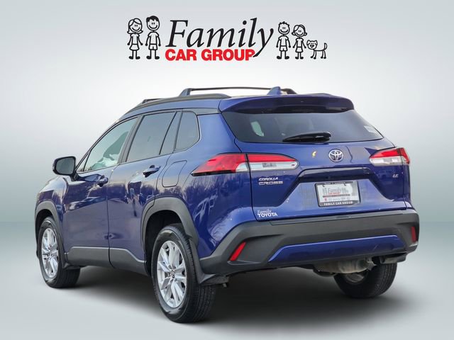 Used 2024 Toyota Corolla Cross LE image 3