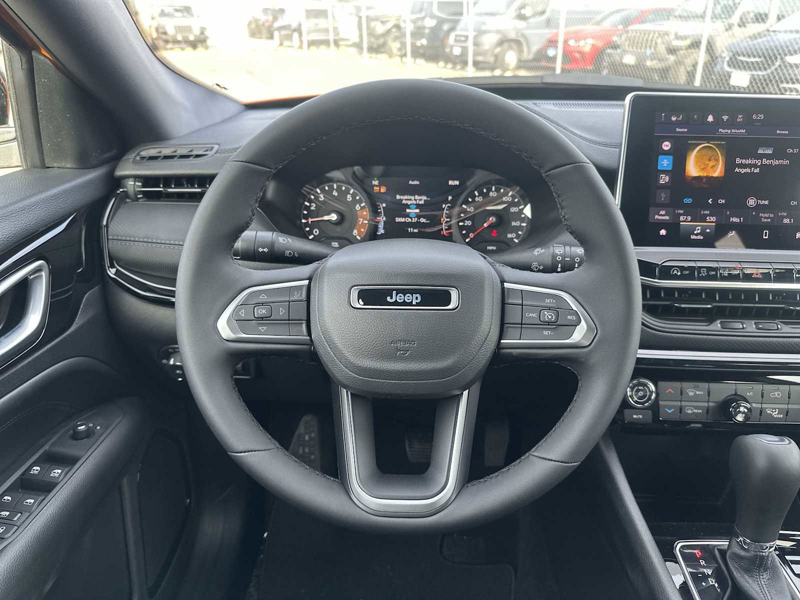 New 2026 Jeep Compass Latitude image 11