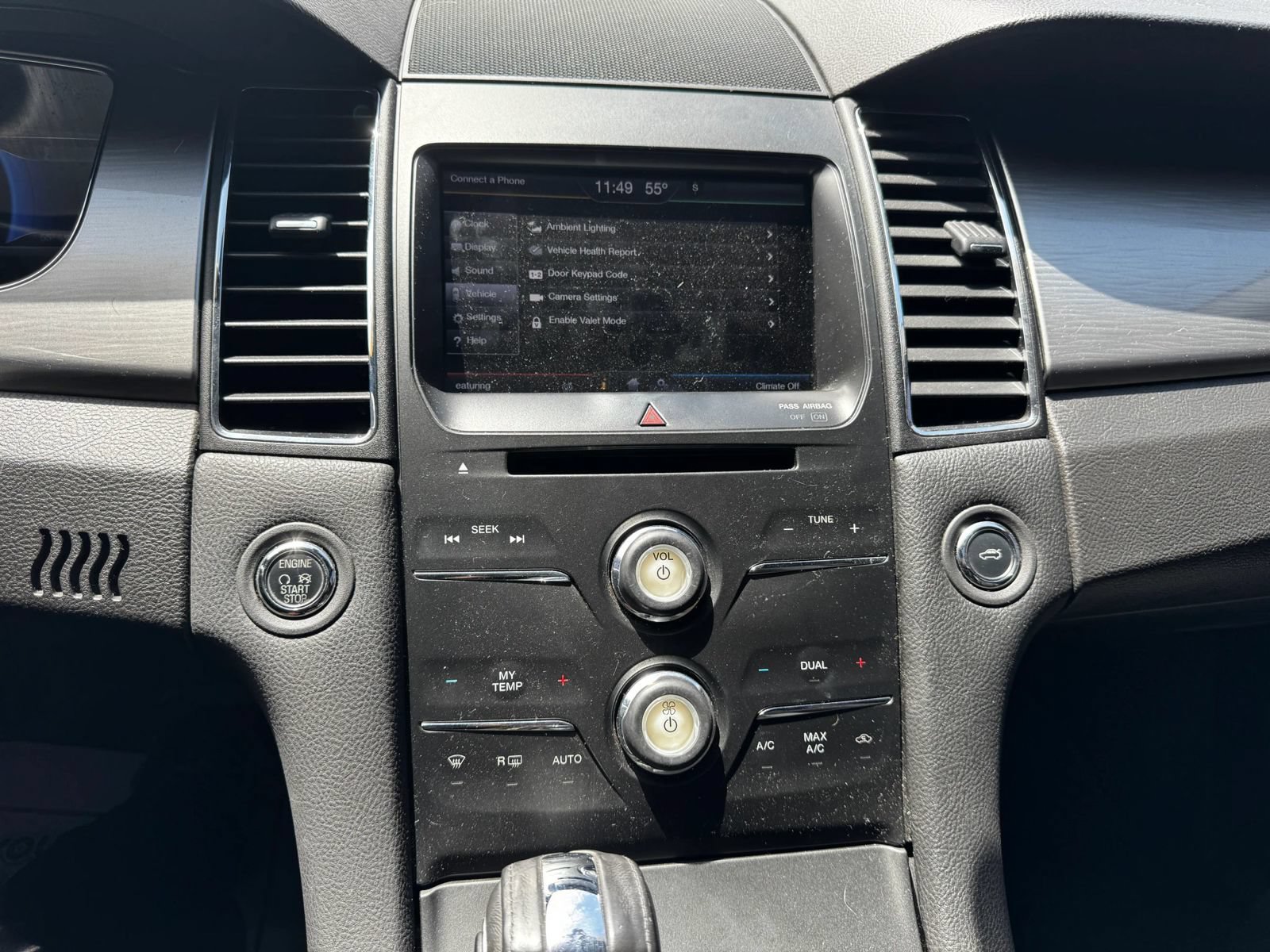 Used 2013 Ford Taurus SEL FWD image 12