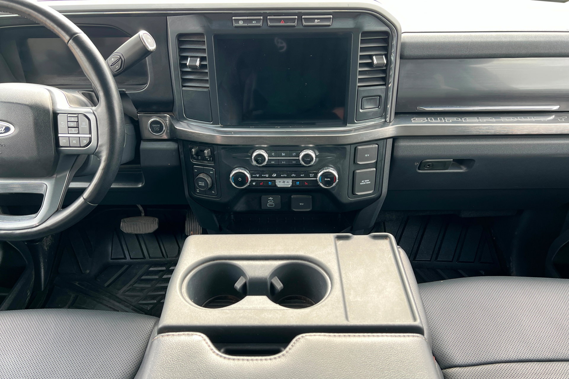 Used 2024 Ford F350 Lariat AWD/4WD image 14