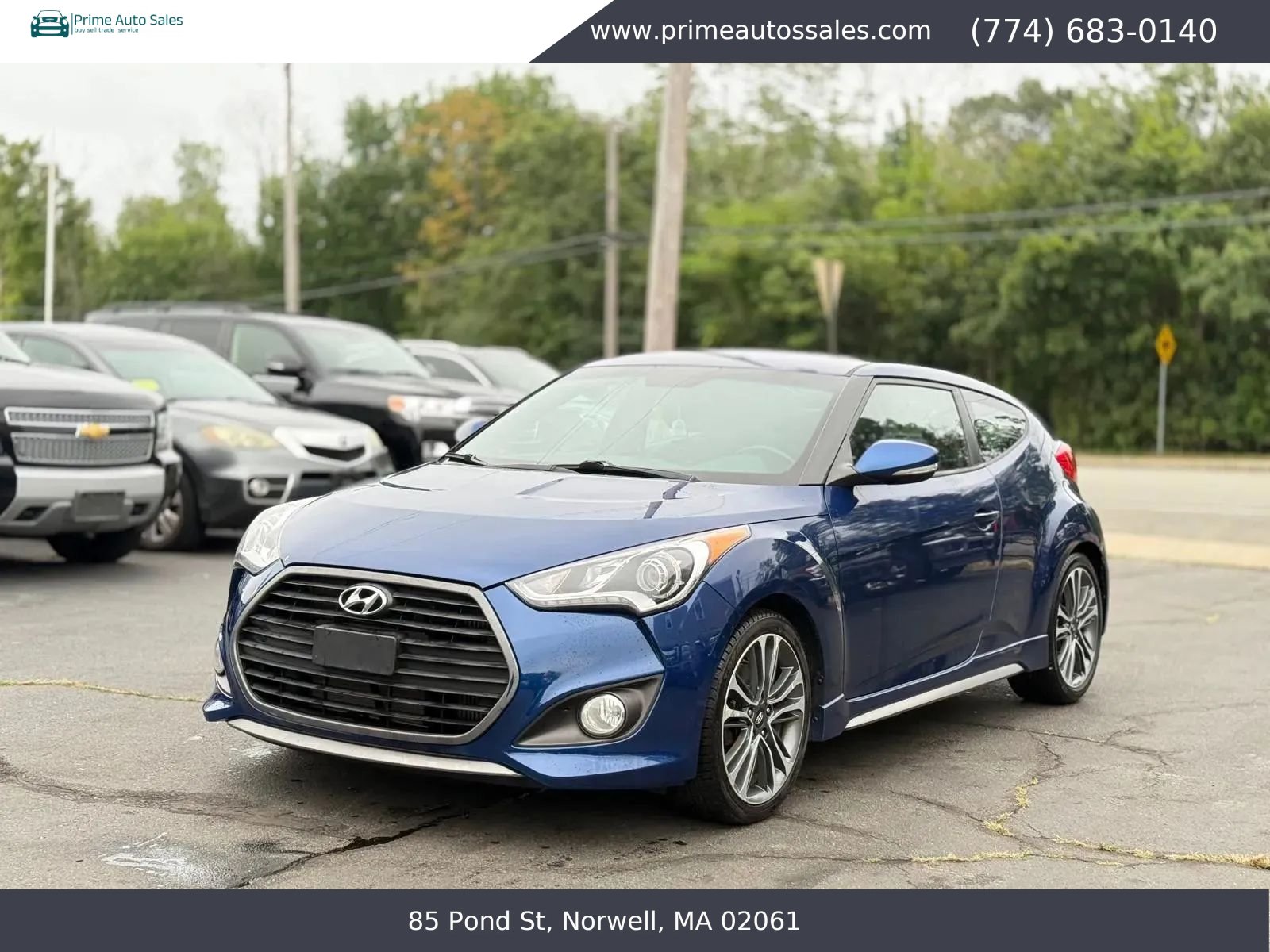 Used 2016 Hyundai Veloster Turbo FWD image 2