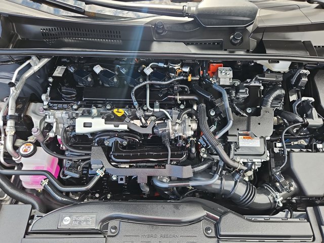 Used 2025 Toyota Prius LE FWD image 29