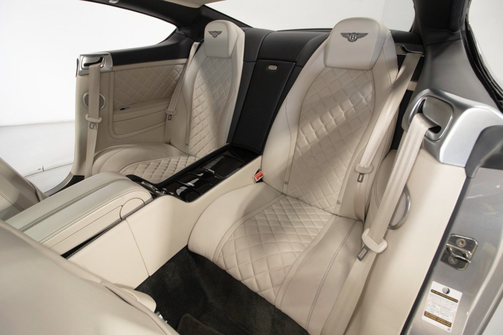 Used 2017 Bentley Continental GT image 37