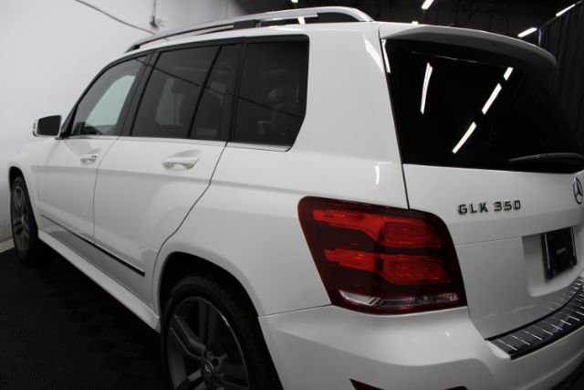 Used 2014 Mercedes-Benz GLK 350 4MATIC image 11