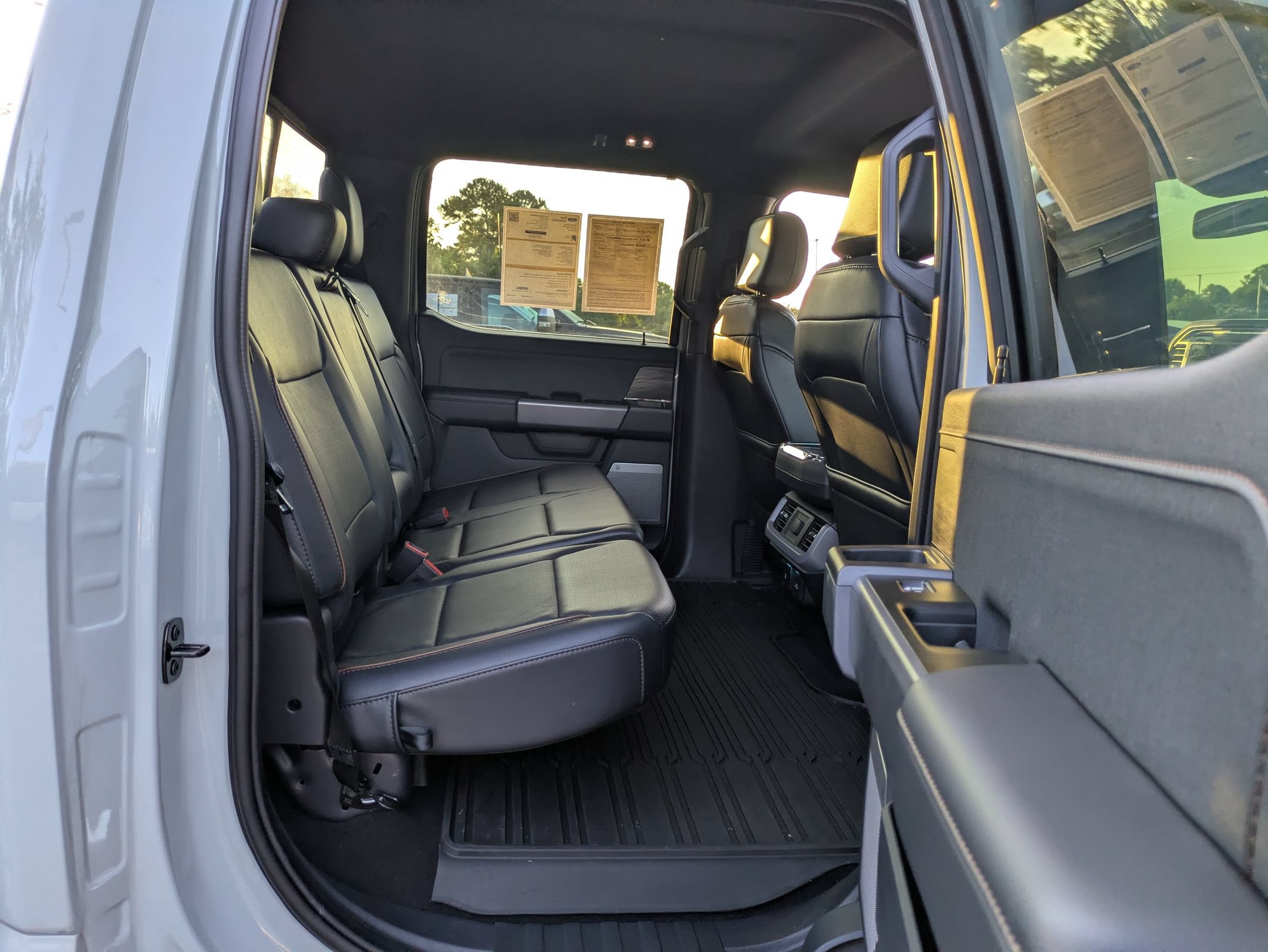Certified 2024 Ford F150 Lariat w/ FX4 Off-Road Package AWD/4WD image 37