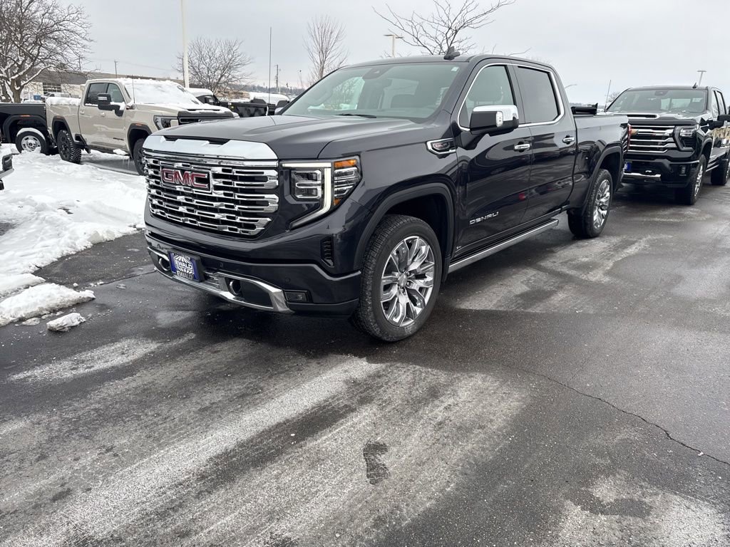 Used 2026 GMC Sierra 1500 Denali w/ Denali Reserve Package AWD/4WD image 4