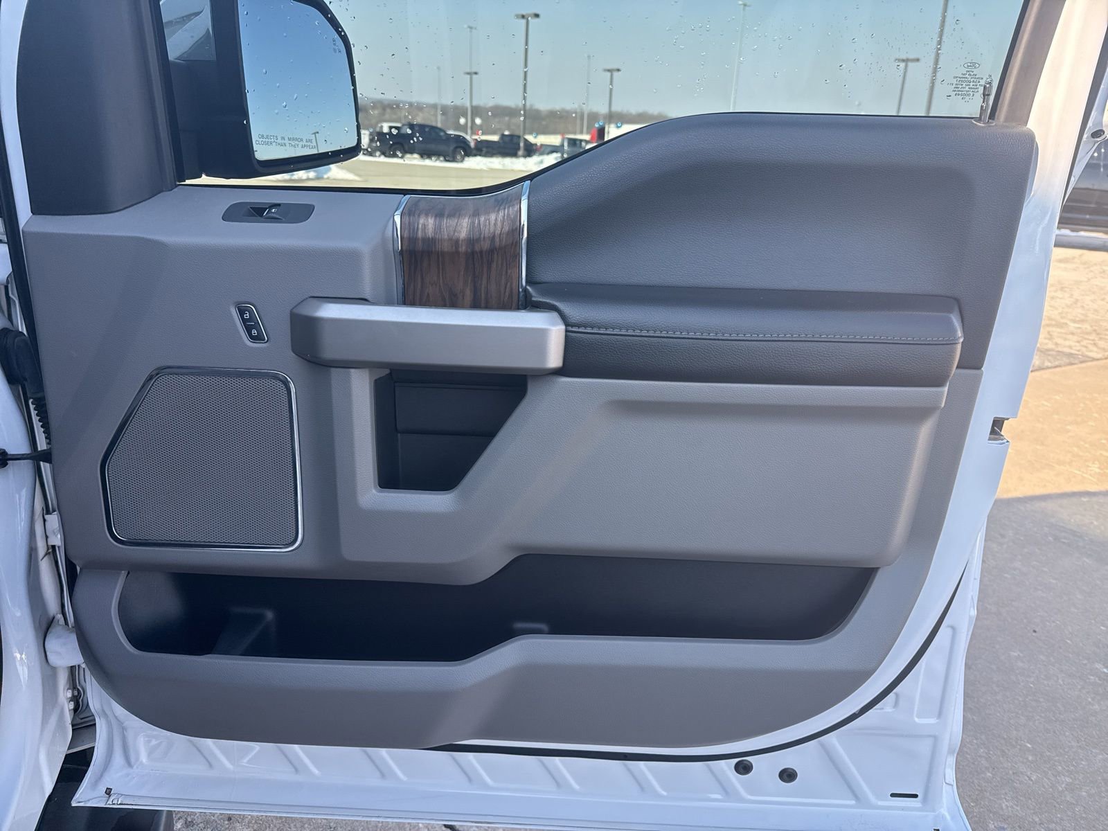 Used 2019 Ford F150 Lariat image 26