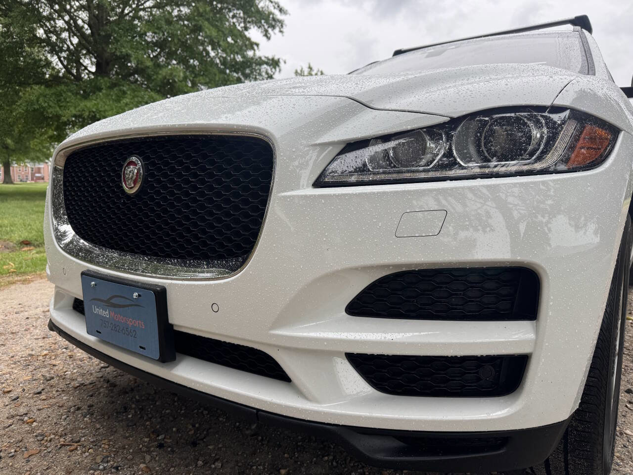 Used 2017 Jaguar F-PACE Prestige AWD/4WD image 10