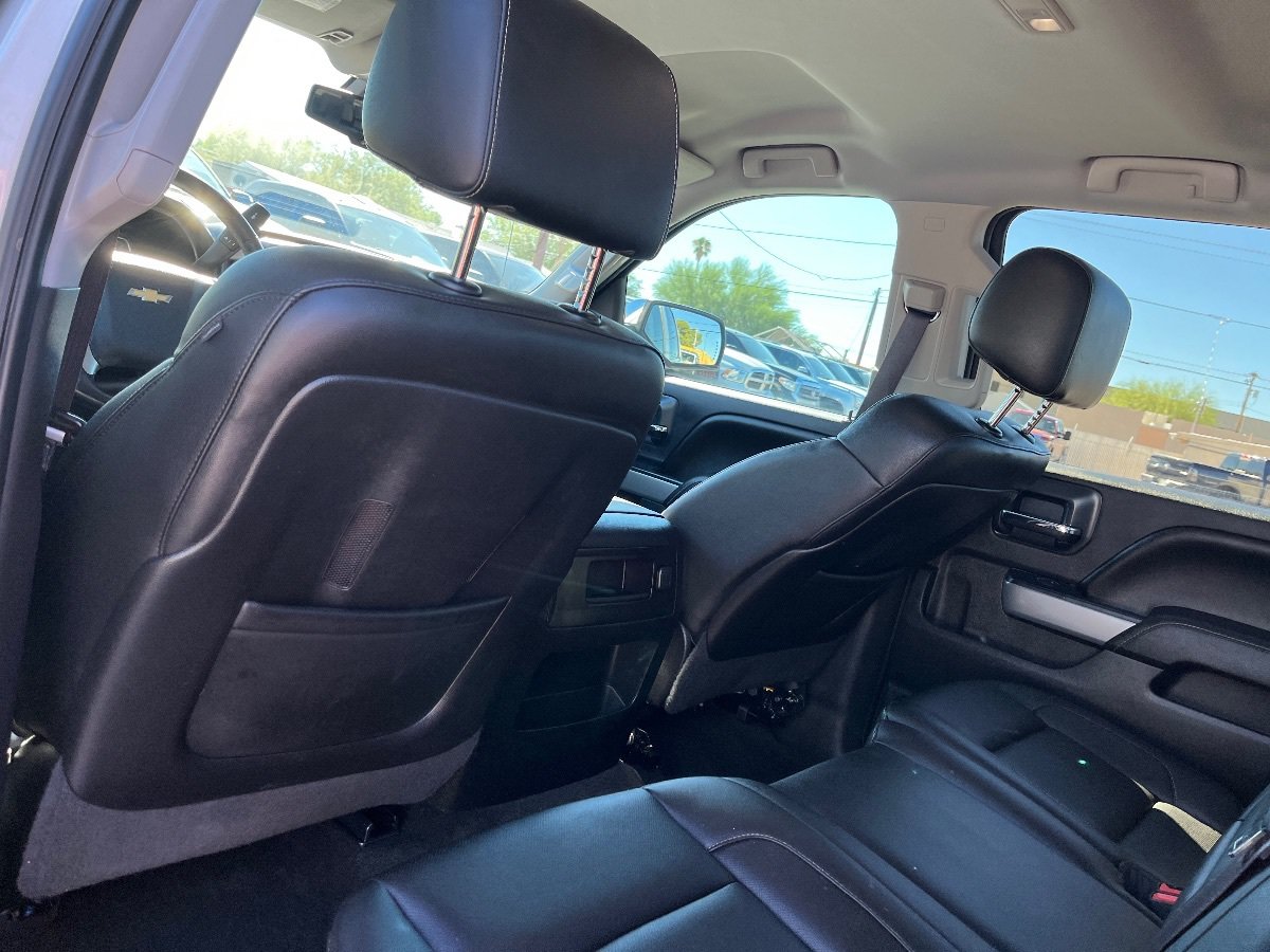 Used 2015 Chevrolet Silverado 1500 LTZ Z71 w/ LTZ Plus Package AWD/4WD image 27