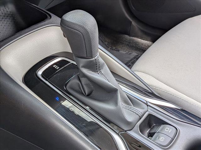 Used 2022 Toyota Corolla LE FWD image 12