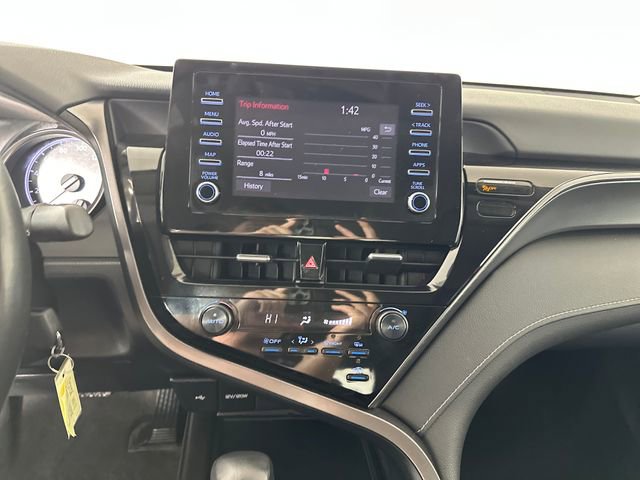 Used 2023 Toyota Camry SE image 21