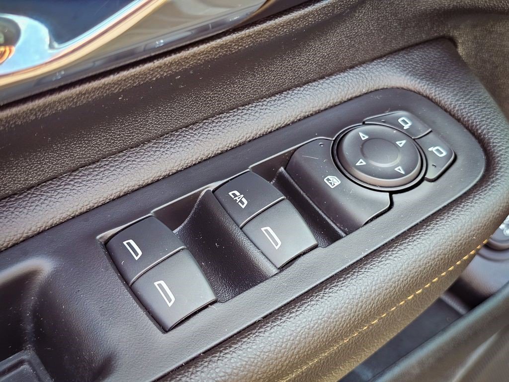 Certified 2021 GMC Terrain SLT image 11